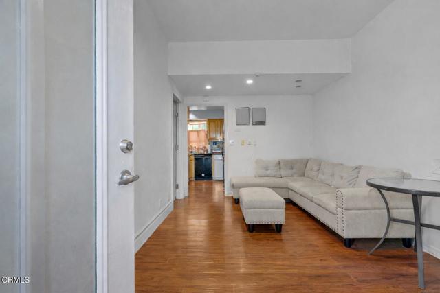 Image 4 of 29 For 561 Telegraph Road