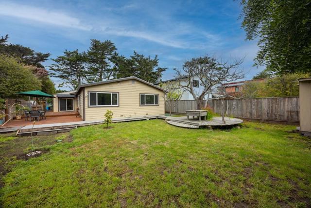 1161 Tamarind Street, Montara CA: https://media.crmls.org/mediaz/72c3f23d-3191-4ddb-8421-6a40ae641bfa.jpg