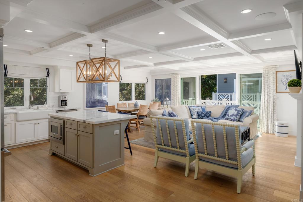 8020 La Jolla Shores Drive - photo 2