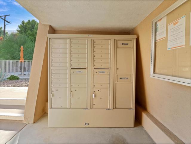 197 W Via Lola #6, Palm Springs, CA 92262
