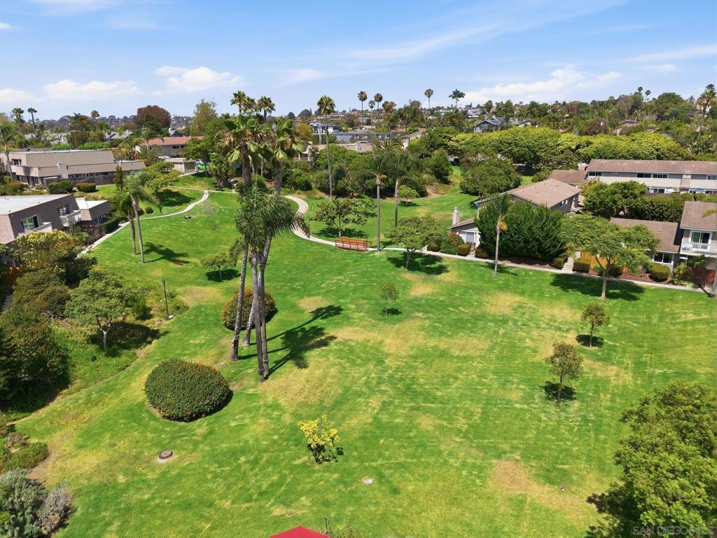 405 Requeza St - photo 18