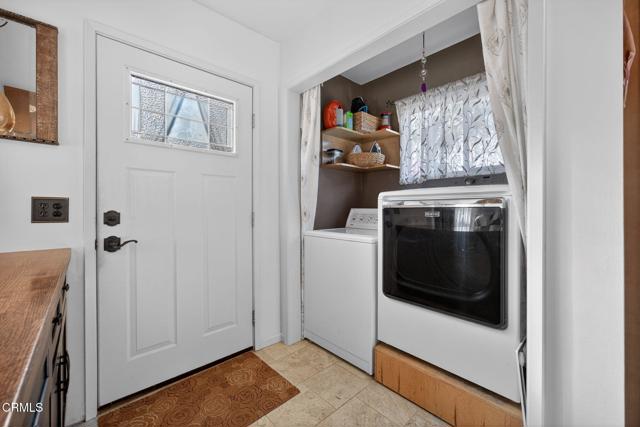 Detail Gallery Image 24 of 54 For 3146 Strathmore Dr, Ventura,  CA 93003 - 4 Beds | 2 Baths