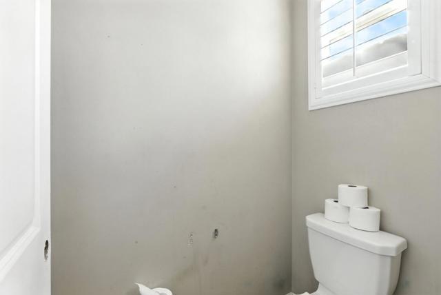 947 Yuba Drive, Santa Rosa CA: https://media.crmls.org/mediaz/72c6d622-d2fa-45ff-a2d3-1ea2414fcb4f.jpg