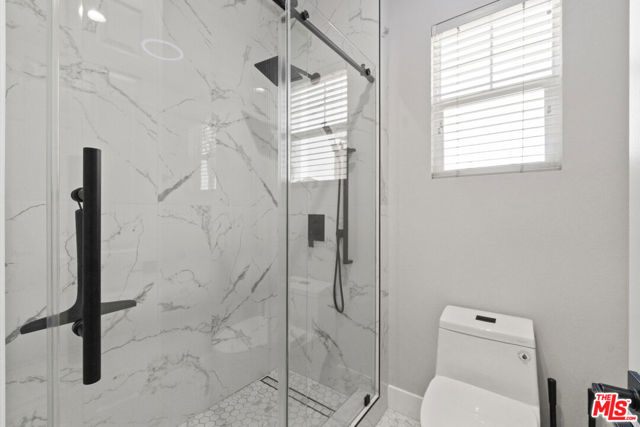 Image 30 of 52 For 8639 Edelweiss Drive