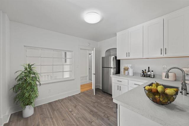 15241526 Irving Street, San Francisco CA: https://media.crmls.org/mediaz/72c73910-d4a6-4270-87f9-57be917f6af8.jpg