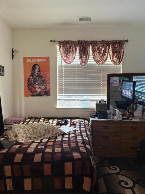 41 Palomino Way, Patterson CA: https://media.crmls.org/mediaz/72c80364-648d-4ad8-b89e-fb0aace21718.jpg