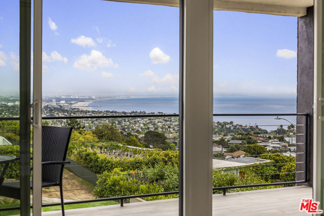 Drew Fenton | 1159 Lachman Lane Pacific Palisades CA | MLS: 6803445