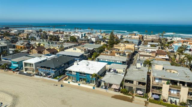 824 Coronado Ct, San Diego, California 92109, ,Commercial Sale,For Sale,Coronado Ct,240011970SD