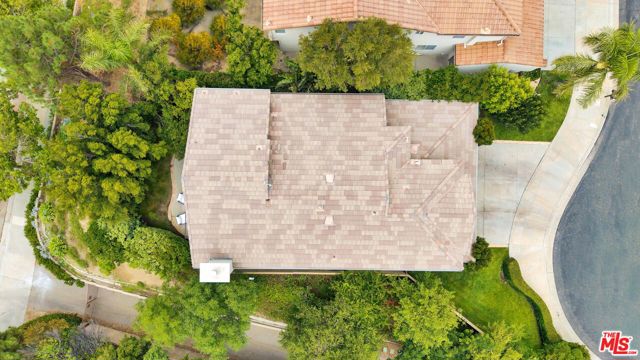 19638 Kilfinan Street, Porter Ranch CA: https://media.crmls.org/mediaz/72c9236d-8f60-45b8-803a-64e2feaff2bb.jpg