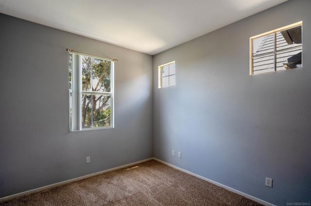 1344 Paizay Pl, Chula Vista CA: https://media.crmls.org/mediaz/72c9a03f-fe38-4fcf-a1c7-5acc6f729f8a.jpg