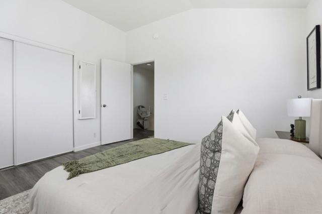 251 Gibson Drive, Hollister CA: https://media.crmls.org/mediaz/72cb7337-a02a-4163-9805-6dfda9161828.jpg