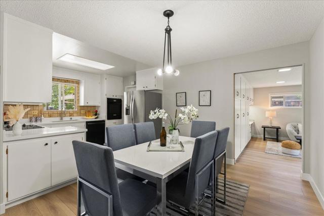 897 Loyalton Drive, Campbell CA: https://media.crmls.org/mediaz/72cbf9ea-870f-4c8a-ac61-f0d4ae6eff70.jpg