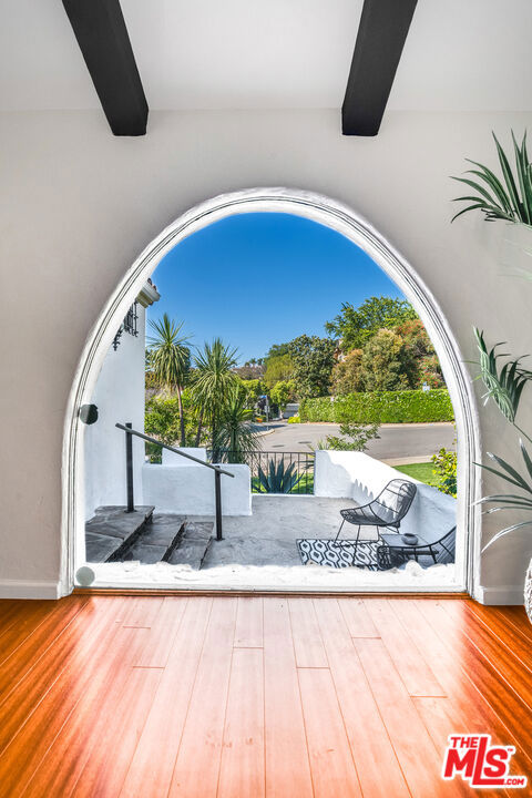 3137 Lindo Street, Los Angeles CA: https://media.crmls.org/mediaz/72cc2acd-93d0-4ed9-9498-1a2a2409e244.jpg
