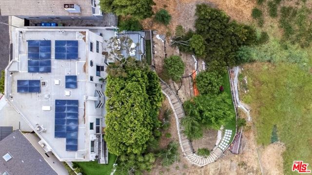 4223 Don Carlos Drive, Los Angeles CA: https://media.crmls.org/mediaz/72cc514a-3ba4-4dd4-8b47-7fa2b30c7f69.jpg