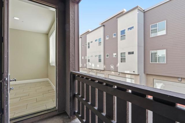 428 Whistler Place, San Jose CA: https://media.crmls.org/mediaz/72ccffda-073d-42a2-9aaf-3cd6fefdbcec.jpg
