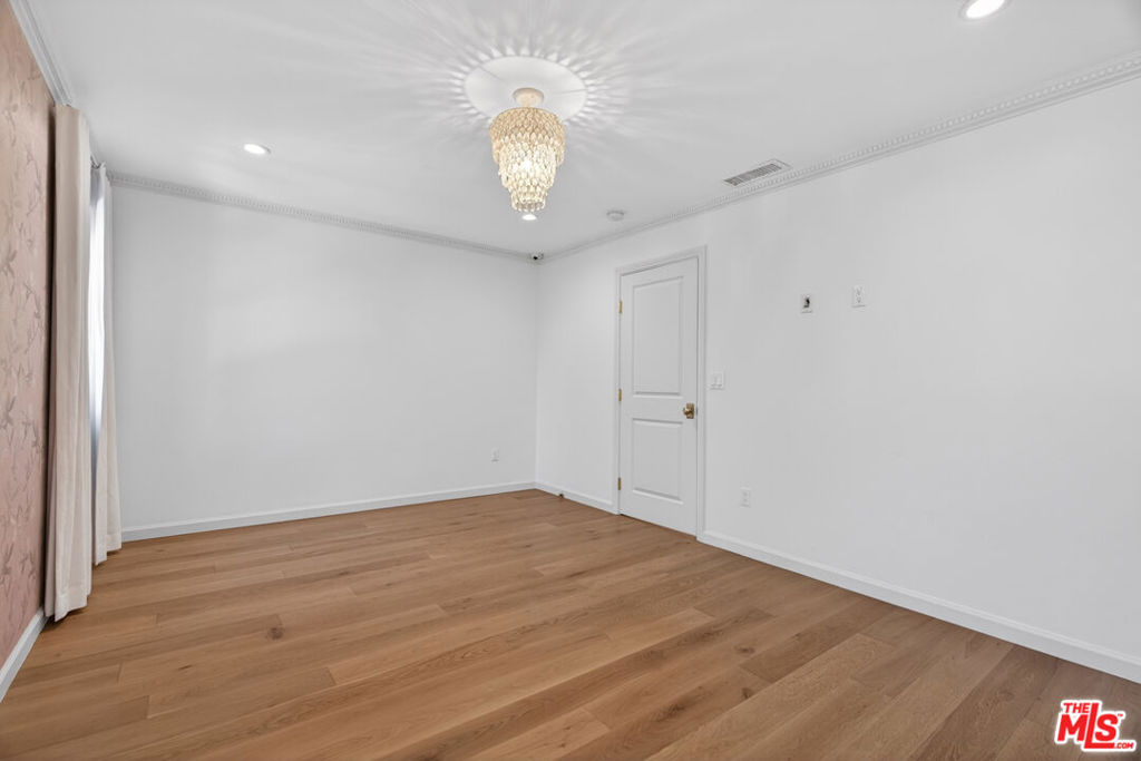 MLS #26845863 image #36