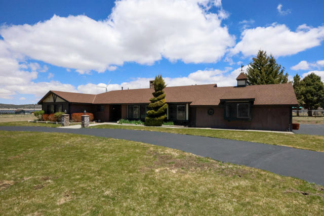 108 Palomino Drive, Big Bear CA: https://media.crmls.org/mediaz/72cea4ff-20ea-4994-b9d4-0f751d0a2ee9.jpg