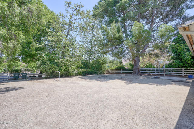 11616 E Las Posas Road, Camarillo CA: https://media.crmls.org/mediaz/72cef6a6-9f9f-4ac9-b8c7-9a75e42a25d1.jpg