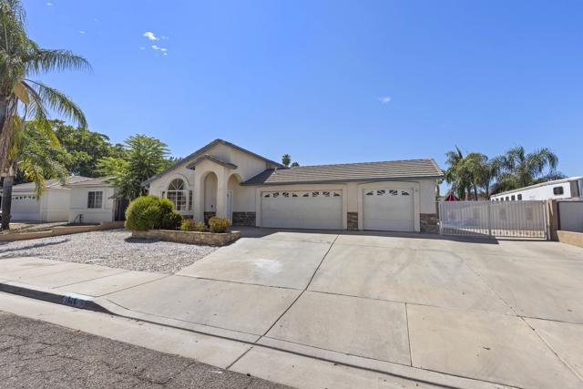 Image 3 for 1535 Lucerne Dr, Hemet, CA 92544