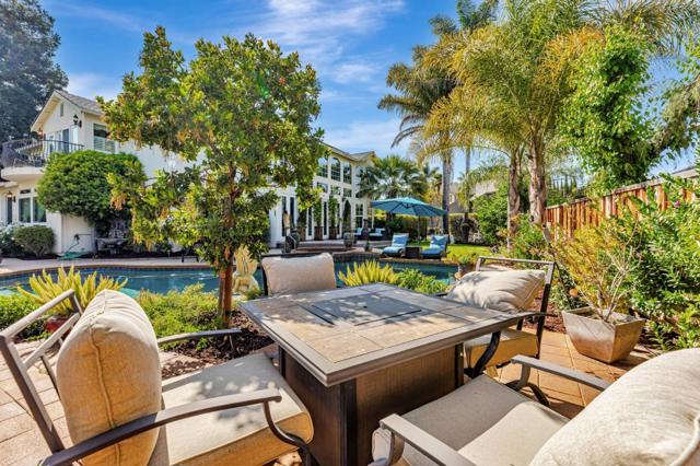 290 Bonnie Lane, Hollister CA: https://media.crmls.org/mediaz/72d0b61b-0bb6-47fa-886f-28e75f998dc3.jpg
