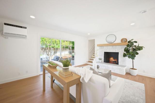 482 Radcliffe Drive, Santa Clara CA: https://media.crmls.org/mediaz/72d3d263-70d4-441f-a327-c150d3718bbd.jpg