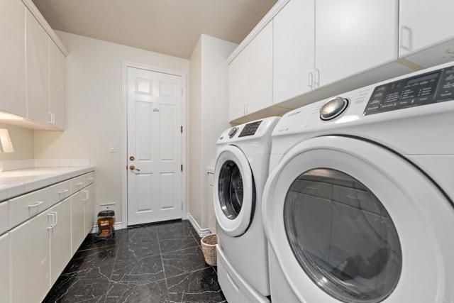 2227 Villa Verde Road, Escondido CA: https://media.crmls.org/mediaz/72d411fa-9bb7-4ca4-97b0-f87522b7e505.jpg