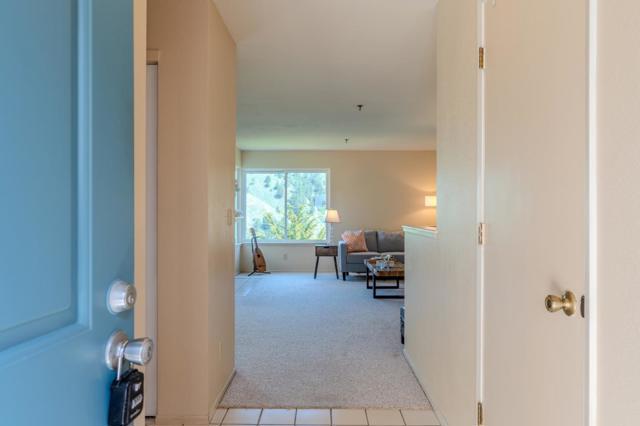 945 Fassler Avenue, Pacifica CA: https://media.crmls.org/mediaz/72d46a49-4abc-4b88-a1d6-25453812f2dd.jpg