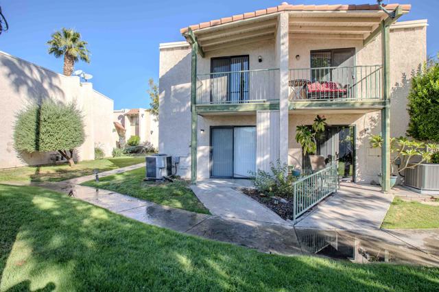 Image 41 of 42 For 43 Lakeview Circle