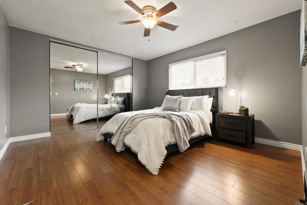 9528 Carroll Canyon Rd - photo 2