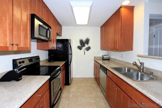 Address not available!, 2 Bedrooms Bedrooms, ,2 BathroomsBathrooms,Condominium,For Sale,Chambers St,240014020SD