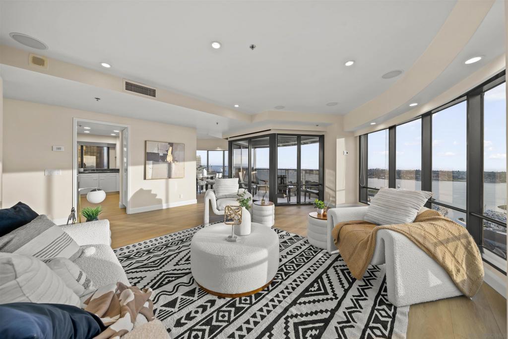 100 Harbor Dr - photo 10