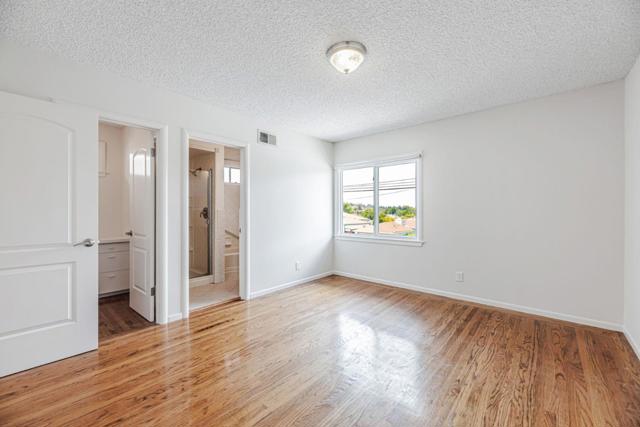 417 36th Avenue, San Mateo CA: https://media.crmls.org/mediaz/72d70a0c-4df0-47cb-8e1e-b97a6ff1d6ce.jpg
