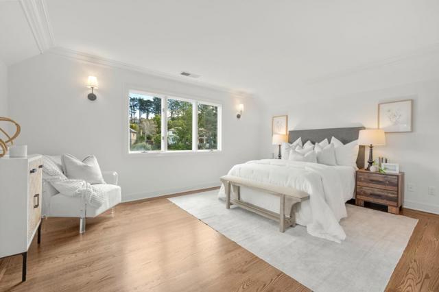 760 Chateau Drive, Hillsborough CA: https://media.crmls.org/mediaz/72d7e5f1-b983-47fa-ad96-ae4753919928.jpg