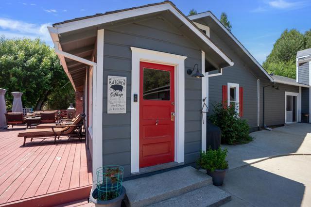 2165 Cox Road, Aptos CA: https://media.crmls.org/mediaz/72d8c88c-7dfe-4dee-9a7d-177f4efa78a6.jpg