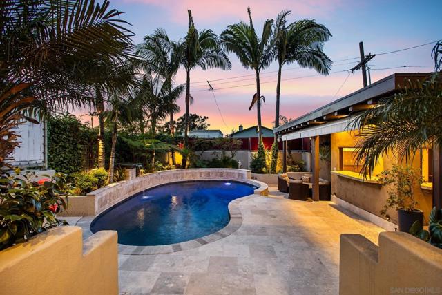 1728 W Lewis St, San Diego CA: https://media.crmls.org/mediaz/72d96022-55c0-49ec-ac2b-1da91403b80b.jpg