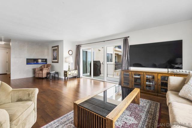 2244 2nd Avenue, San Diego CA: https://media.crmls.org/mediaz/72da97e2-d982-4544-b1f4-1530129bead7.jpg