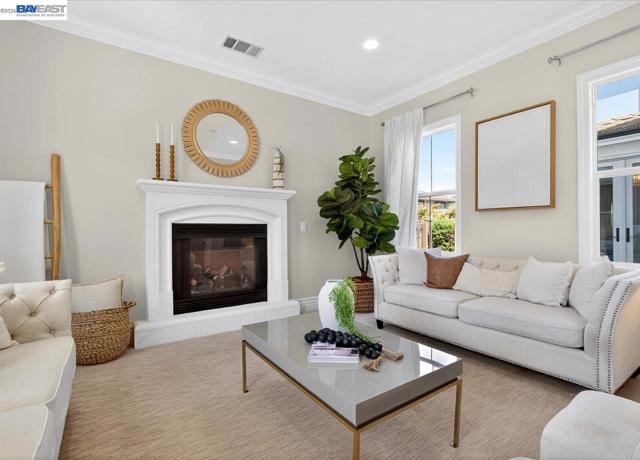 Image 7 of 60 For 130 Tamarind Ln