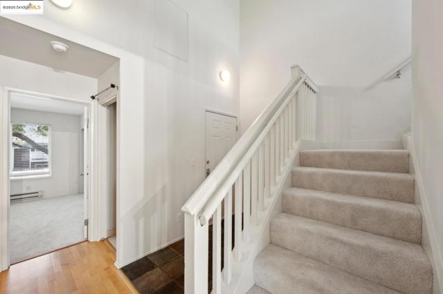 92 Marina Lakes DR, Richmond CA: https://media.crmls.org/mediaz/72db86fc-55d6-462a-9698-8e64e446140d.jpg
