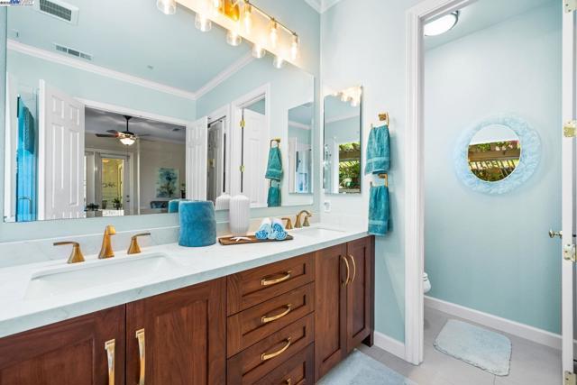 444 Cabonia Ct, Pleasanton CA: https://media.crmls.org/mediaz/72dc935d-d86e-4fb9-8667-fc9b112fd4ce.jpg