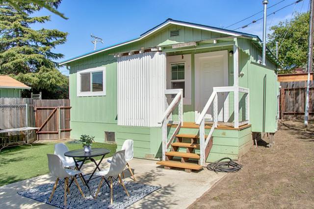 311 Mar Vista Avenue, Aptos CA: https://media.crmls.org/mediaz/72dcc2dd-b3ed-4a8d-a9fa-38fb346b853d.jpg