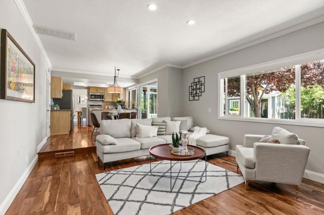 6176 Calle Del Conejo, San Jose CA: https://media.crmls.org/mediaz/72dcc80d-437b-4d90-bcdb-18b44037d2d9.jpg