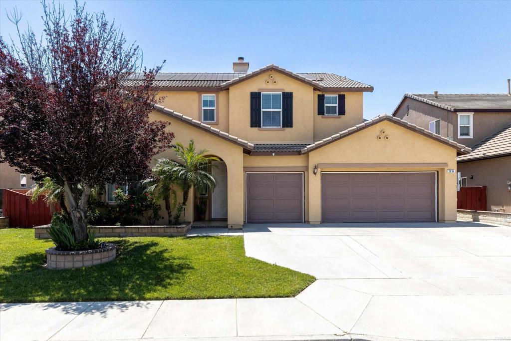 2834 Burgundy Lace Lane