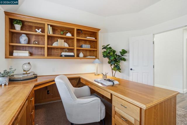 Image 21 of 60 For 1038 Mccauley Rd