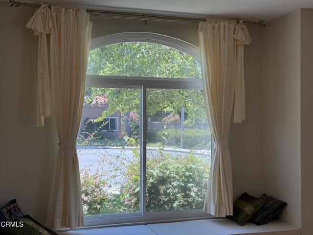 Detail Gallery Image 7 of 59 For 4078 Bending Oak Ct, Moorpark,  CA 93021 - 3 Beds | 2/1 Baths