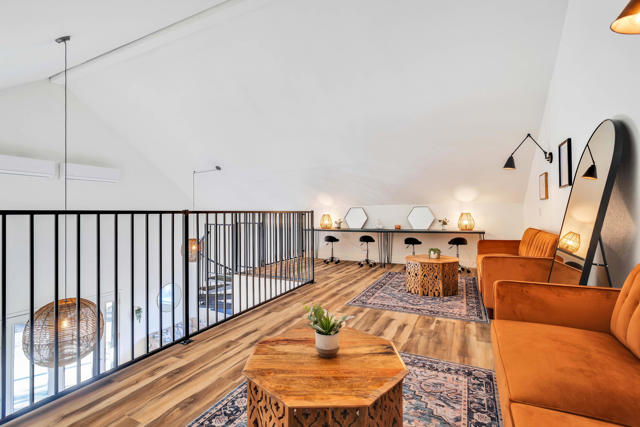 Image 4 of 83 For 59800 Onaga Trail