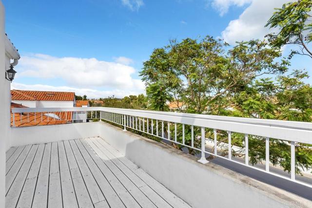 4125 PINDAR Way, Oceanside CA: https://media.crmls.org/mediaz/72dfe4e5-ac42-412f-85b8-cdf36b1aa2f9.jpg