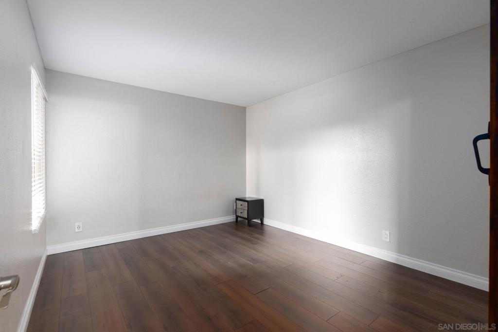 MLS #250040946SD image #8