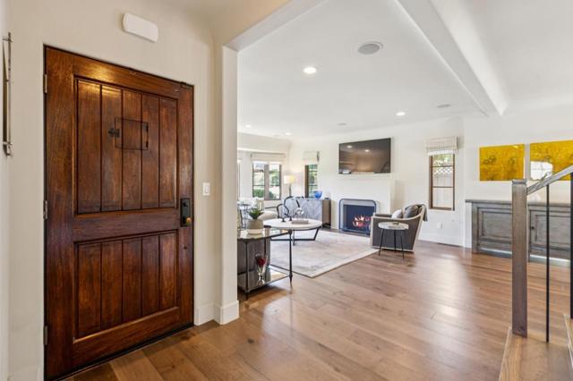 20 Mariposa Avenue, Los Gatos CA: https://media.crmls.org/mediaz/72e1330f-71d3-474b-b656-55401b9d932b.jpg