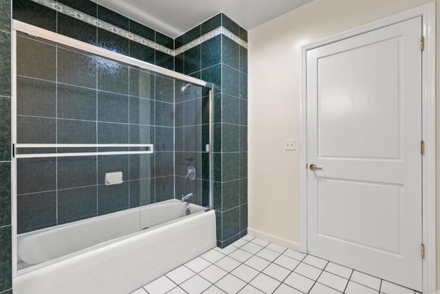 200 Sheridan Avenue, Palo Alto CA: https://media.crmls.org/mediaz/72e1ff14-d324-46ef-8826-c03a3689db08.jpg