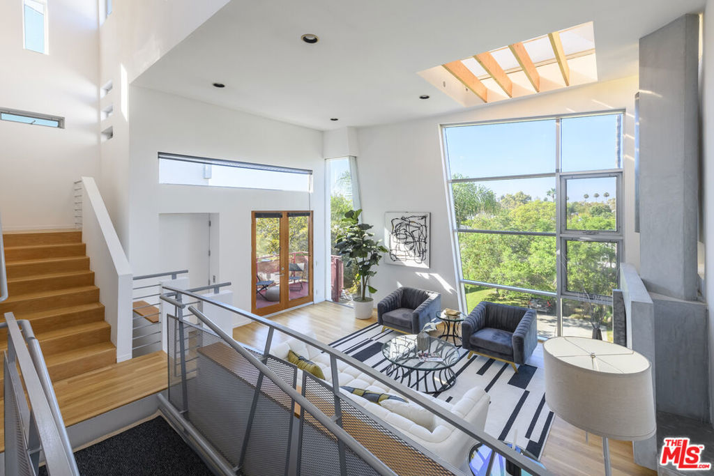 12236 LAUREL TERRACE DriveStudio City img 16